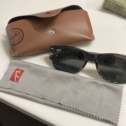 Ray Ban