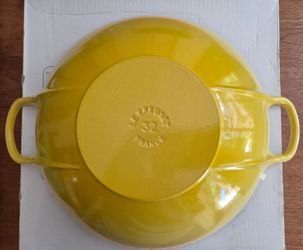 New Le Creuset Enamelled Cast Iron Wok - Discontinued Color!