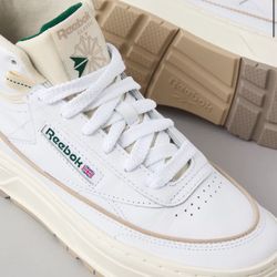 Reebok Women's Club Double Geo Hi Heritage Sneaker new size 9.5 white platform 