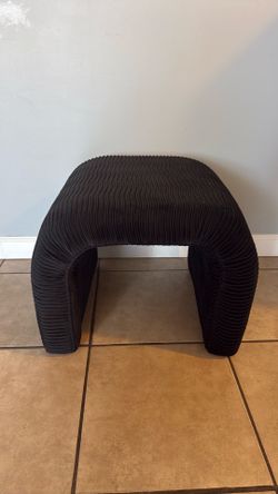Black Arched Small Chair
