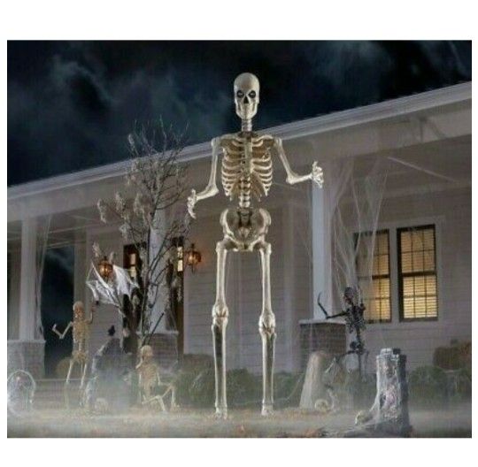 12ft Skeleton