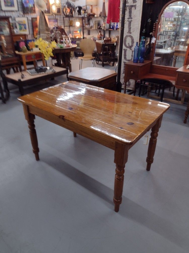 Ethan Allen Solid Wood Table 30x48x30