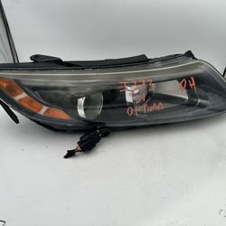 2014 to 2015 Kia Optima OEM Headlight RH Passenger Side 