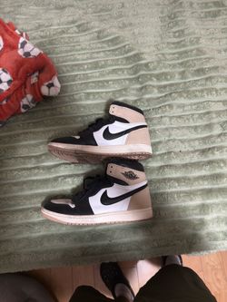 Size 11wmn 9.5 men