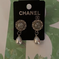 Silver Fashion Earrings