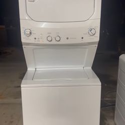 General Electric Stackable Washer And Gas Dryer 
