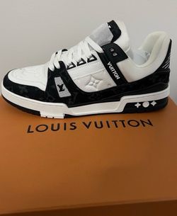 Louis Vuitton trainers size 12 men’s brand new  (black/white)