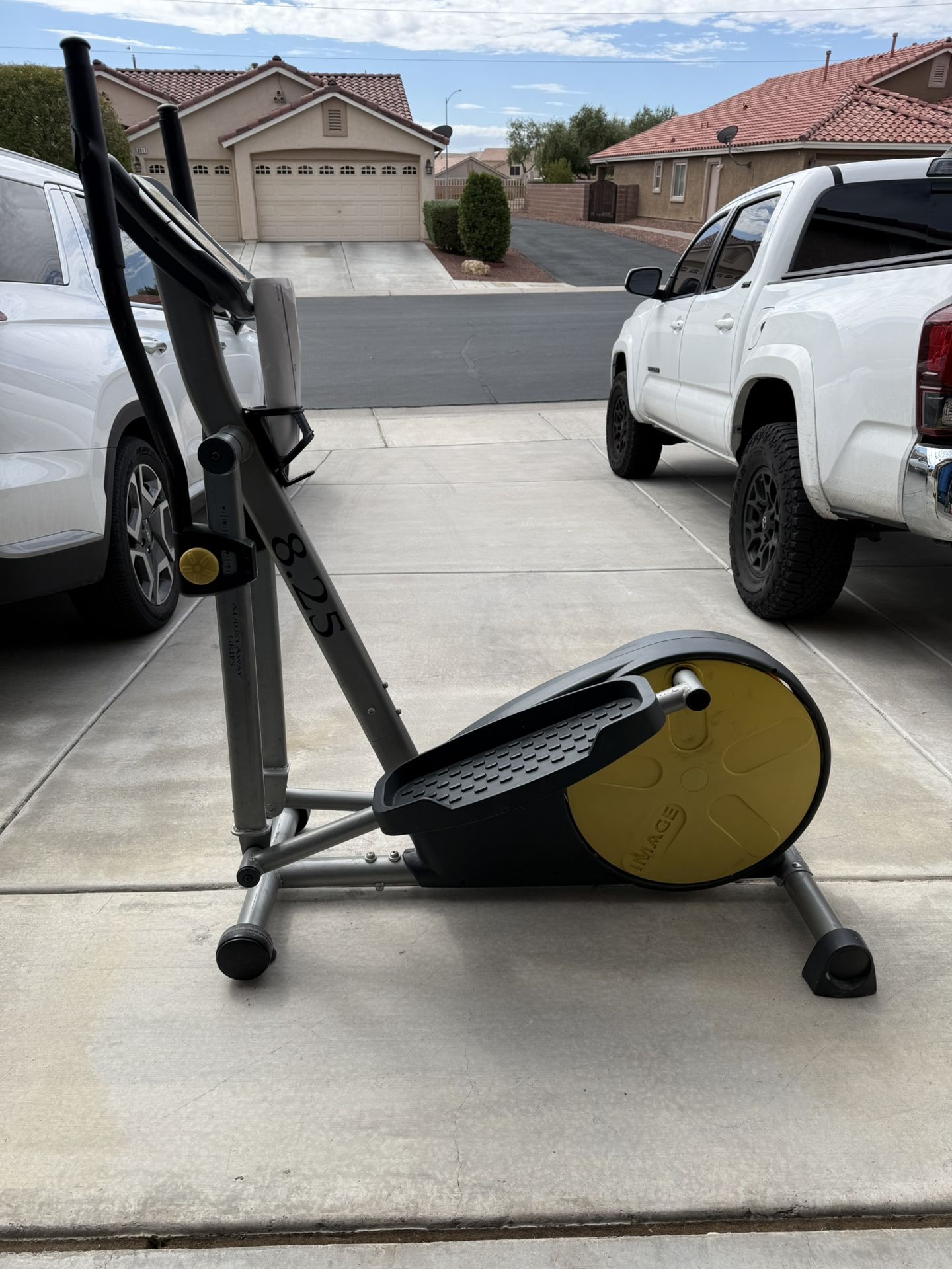 Image 8.25 Elliptical — Smooth, Quiet, Great Cardio – Pickup in Aliante