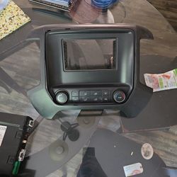 2017 Chevy Silavarafo Head Unit Trim Kit