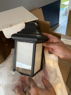 Outdoor on wall lamp