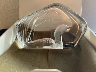 Mats Jonasson Swedish Lead Crystal Loon Paperweight 