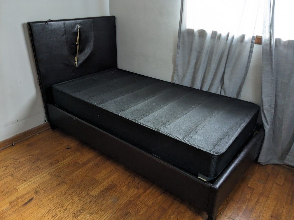 Bed Set For Sale