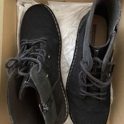 Clarks Women’s Black suede Boot New In Box  Size 10