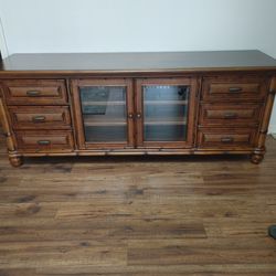 Credenza