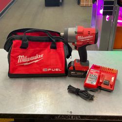 Milwaukee Impact Wrench Set