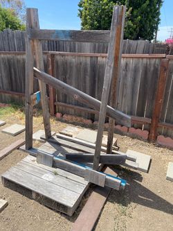 A frame for cutting countertop slab sawhorse sawbuck