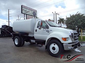 2015 Ford F-650 Gas