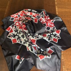 Scarf silk square multicolored snowflake geometric design 25” x 25” vintage ladies accessory