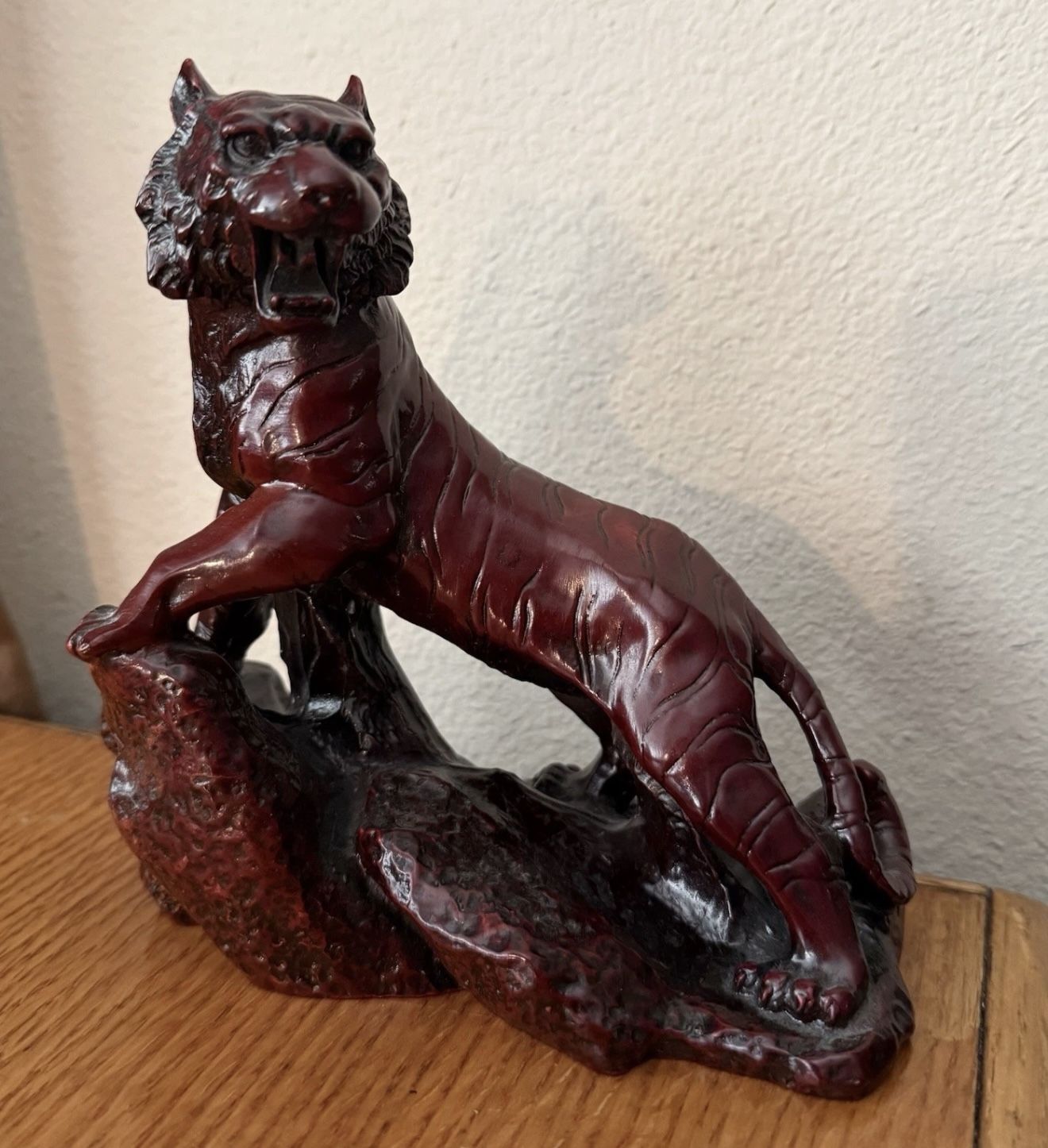 Chinese Resin Exquisite tiger statue gift