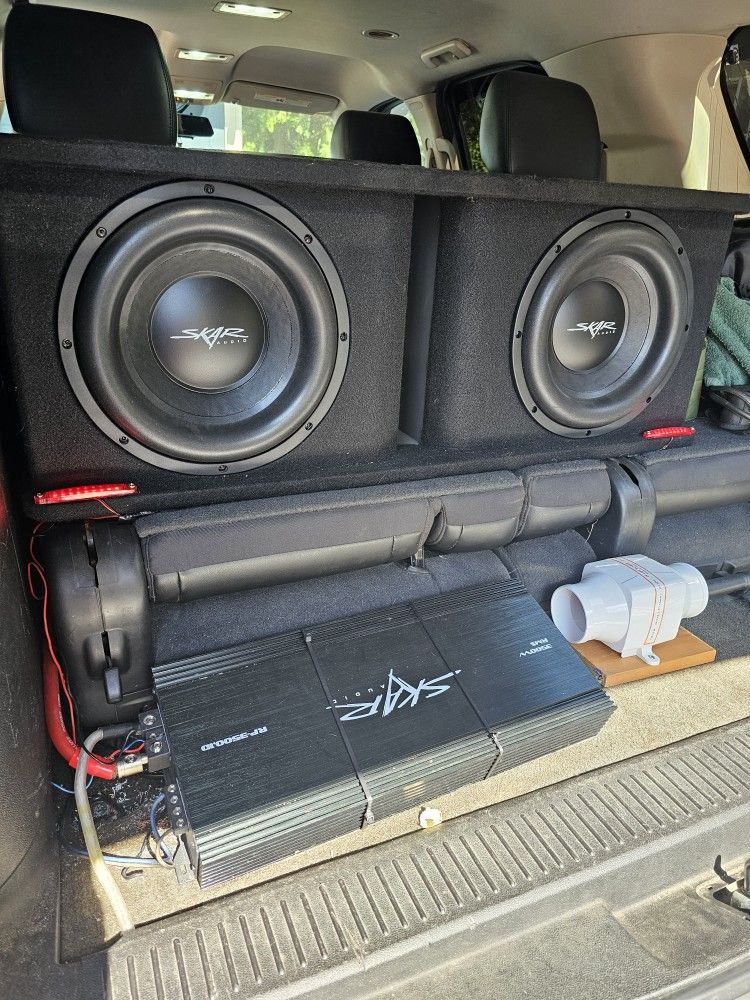 Skar Audio System Good Condition