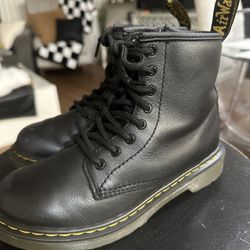 Girls Boots