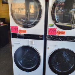 LG ThinQ WashTower Single Unit Front Load Washer 4.5 Cubic  AND  Gas Dryer 7.4 Cubic Feet BBHK 