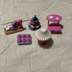 Assorted Dollhouse Furniture