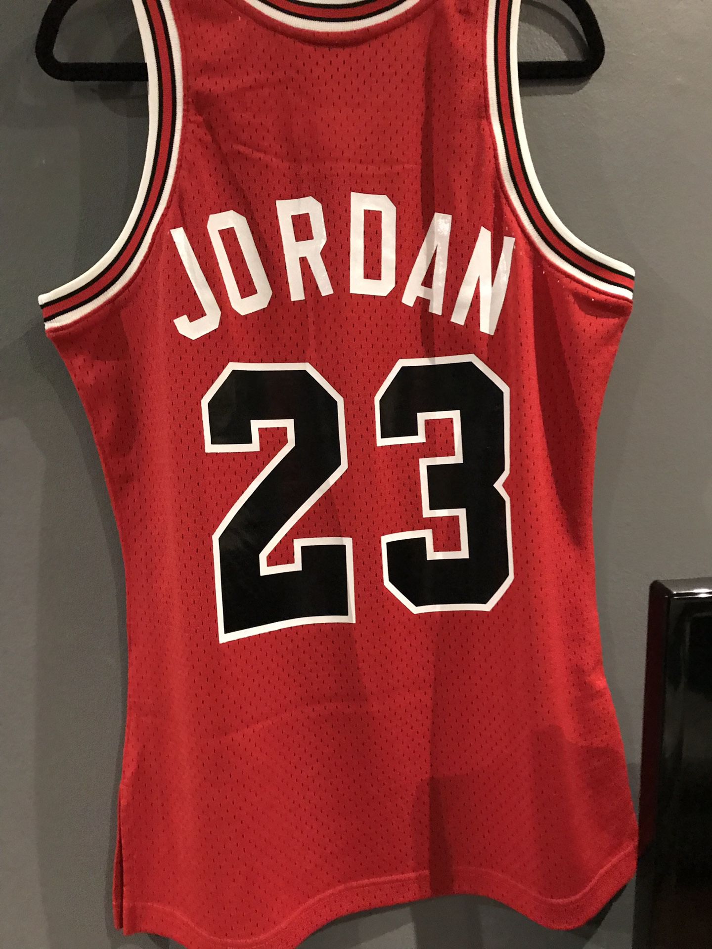 Chicago Bulls Michael Jordan Rookie Jersey 100% Authentic for Sale in  Arlington, TX - OfferUp