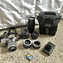 Sony NEX-5n Mirrorless Camera Bundle