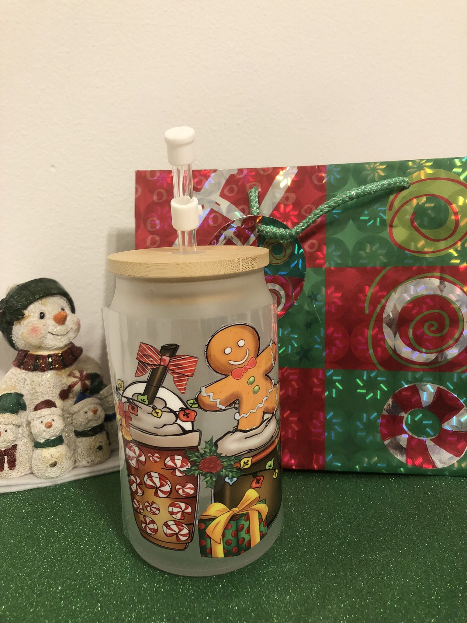 Christmas Holiday Frosted Libby Glass Cup