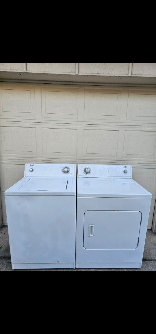 SET WASHER AND DRYER STATE MADE BY WHIRLPOOL GOOD CONDITION BOTH ELECTRIC HEAVY DUTY DELIVERY AVAILABLE