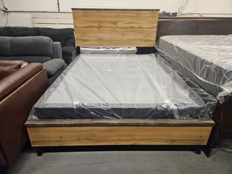 Plank style queen bed