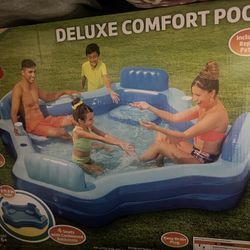 Play Day Deluxe Comfort Pool