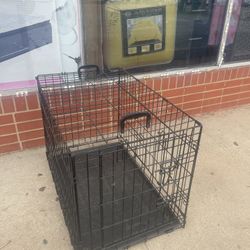 Foldable Metal Wire Crate with Tray, one Door, Good Condition, 