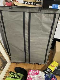 Shoe storage rack