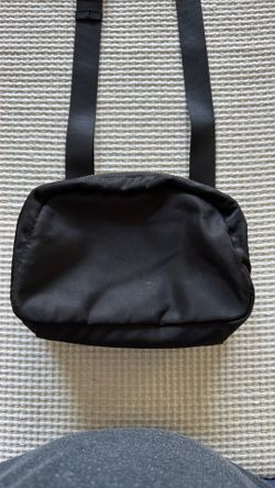 Crossbody compact Purse