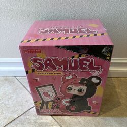 400% Samuel Bear Critical Hit Blind Box.