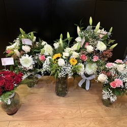 Mother’s Day Arrangements