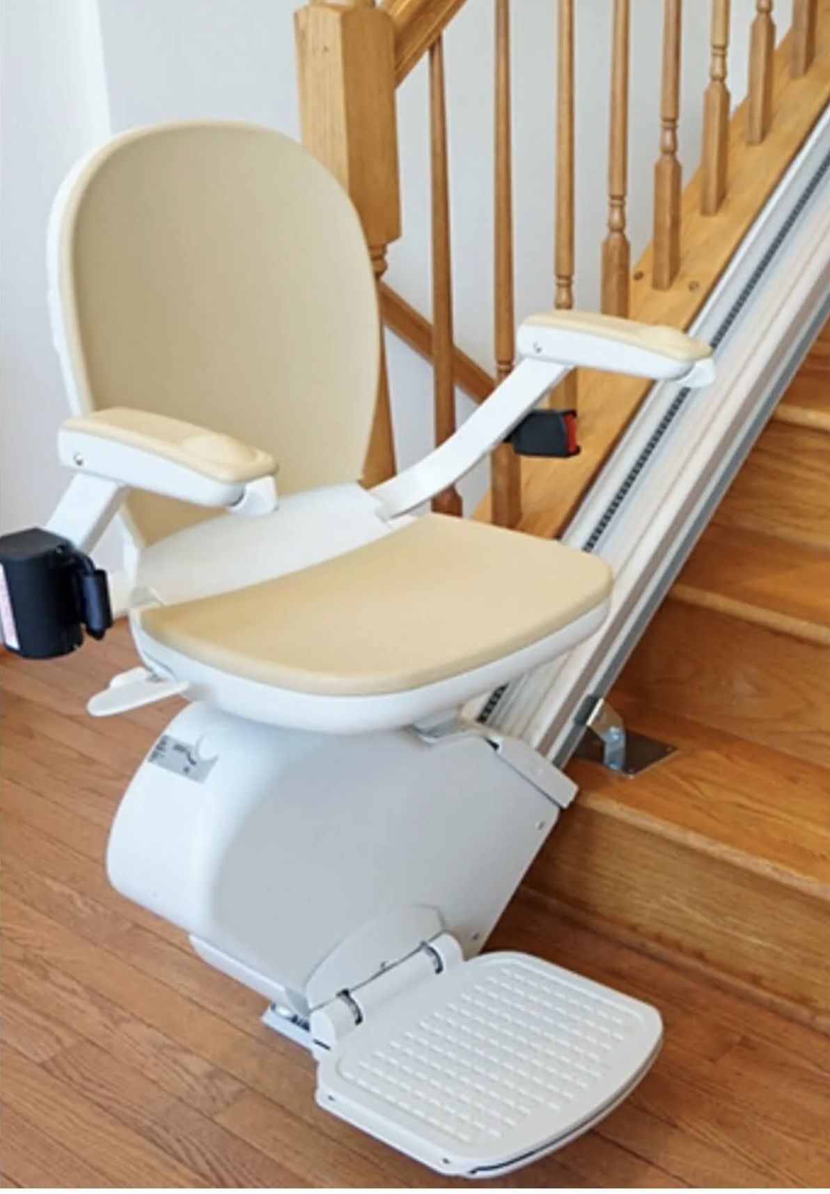 Acorn SuperGlide 130 T700 Stairlift **