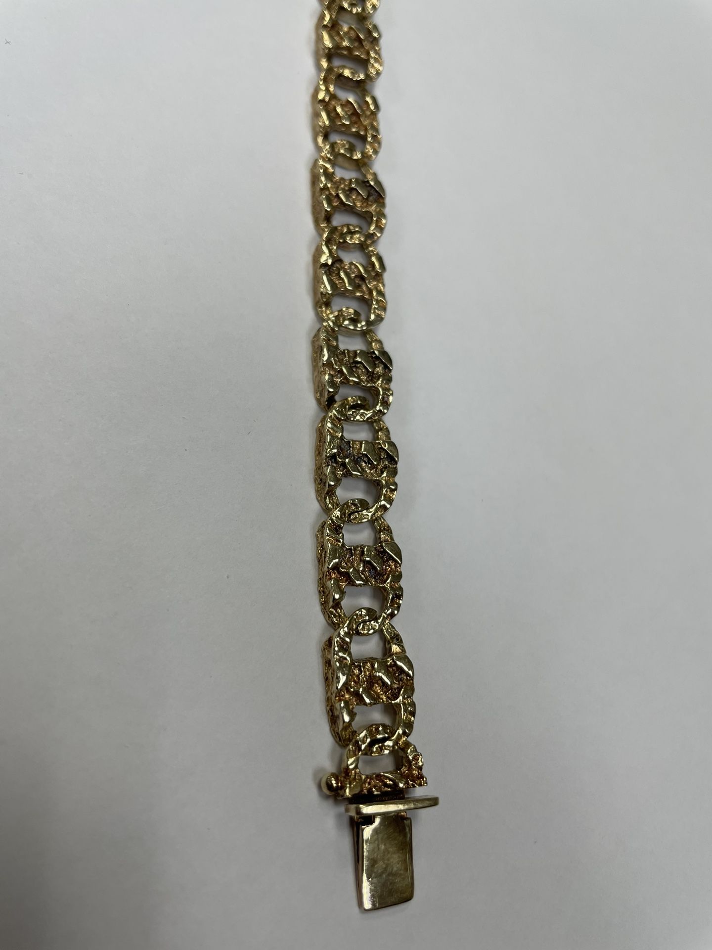 14k Gucci Link Nugget Style Bracelet 8” Long