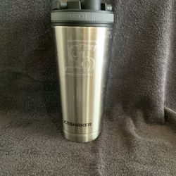 26 Oz Ice Shaker Insulated Bottle