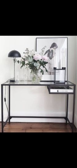 IKEA Vittsjö Black Glass Top Desk and Gray Desk Chair