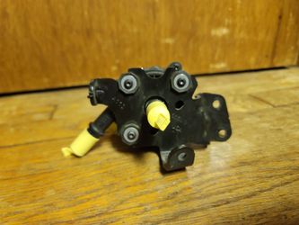 GM Emissions Vapor Canister Pump (contact info removed)8 Black OEM A112 General Motors