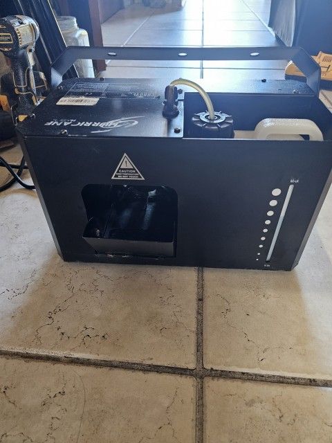 Chauvet DJ Hurricane Haze 4D - 1100W Water-Based Haze Machine with Built-in Remote and DMX in Black Finish