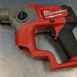 Milwaukee 2416-20 Rotary Hammer