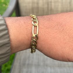 14K Figaro Gold Bracelet
