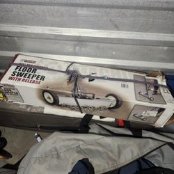 Magnetic Floor Cleanup Tool Brand New Never Used In Box