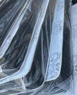 Deluxe brand Queen size mattress set