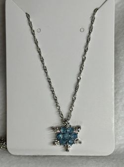 Snowflake Pendant Necklace