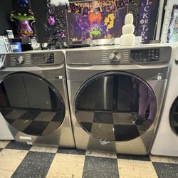 Samsung Frontload Washer And Dryer Set 🌼